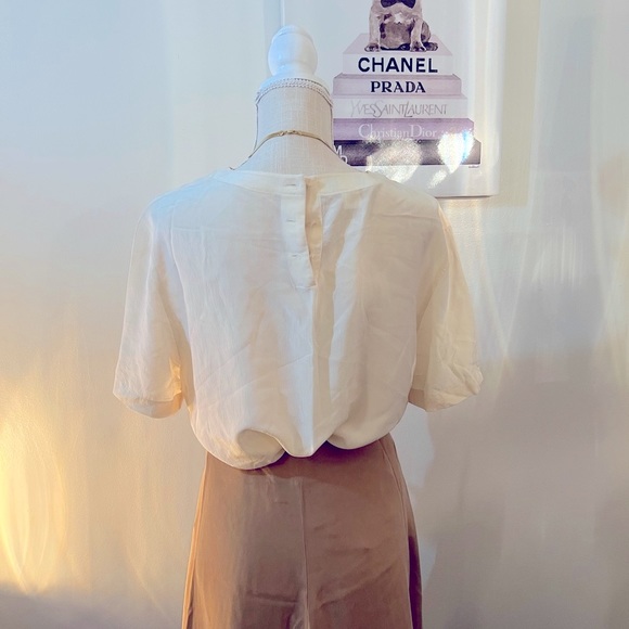 100% Silk Ivory Blouse Size Small - Picture 3 of 8